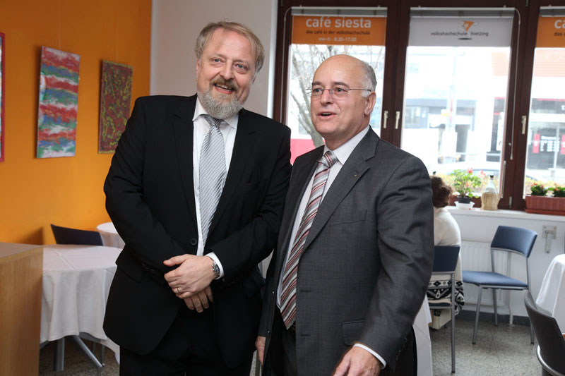 Gerhard Schmid zum neuen Präsidenten der VHS Hietzing gewählt Dr
