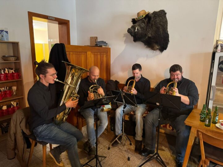 619279892_2696277730715914_8713787174118357390_n